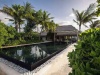 бассейн отдых LVМН открывает отель Cheval Blanc Randheli на Мальдивах 